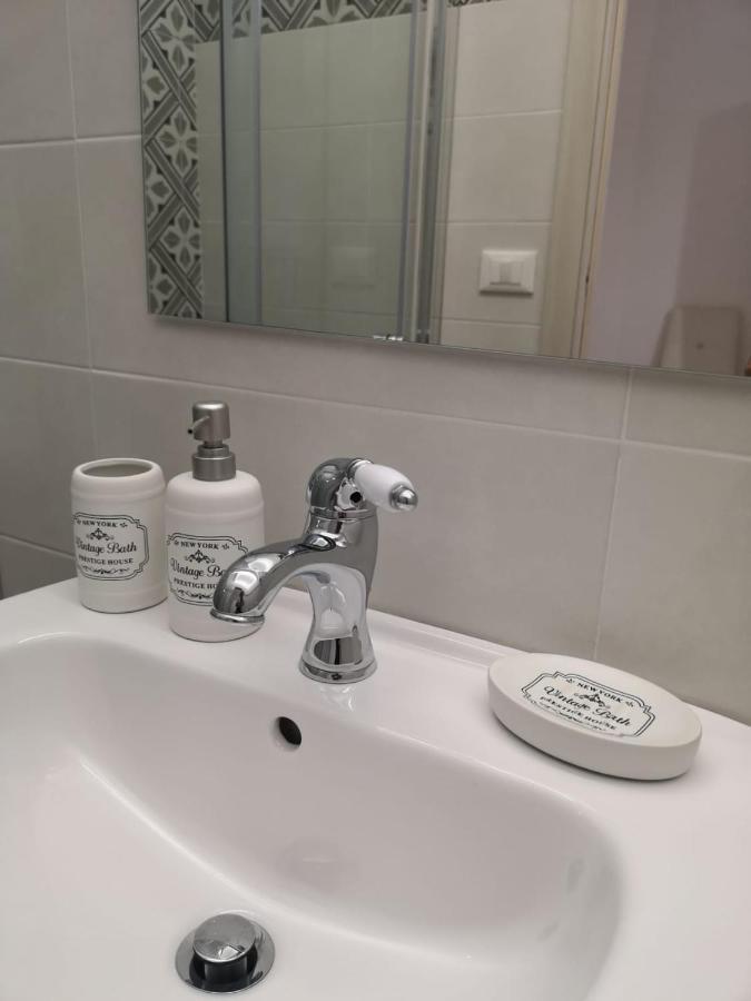 Le 3 Dee Bed & Breakfast Reggio di Calabria Exterior photo