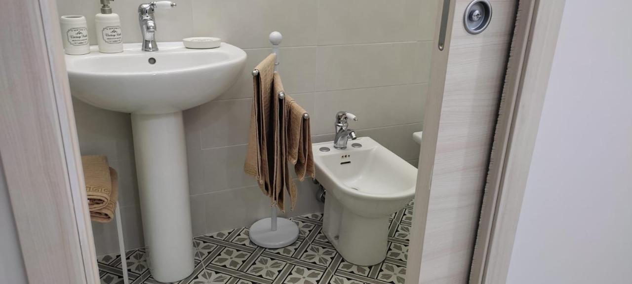 Le 3 Dee Bed & Breakfast Reggio di Calabria Exterior photo